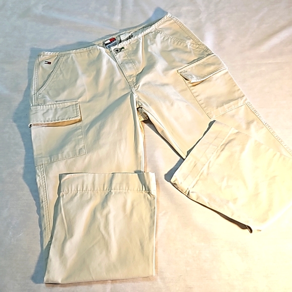 Tommy Jeans Size 11 EUC  Side Pockets Khaki - Picture 1 of 7